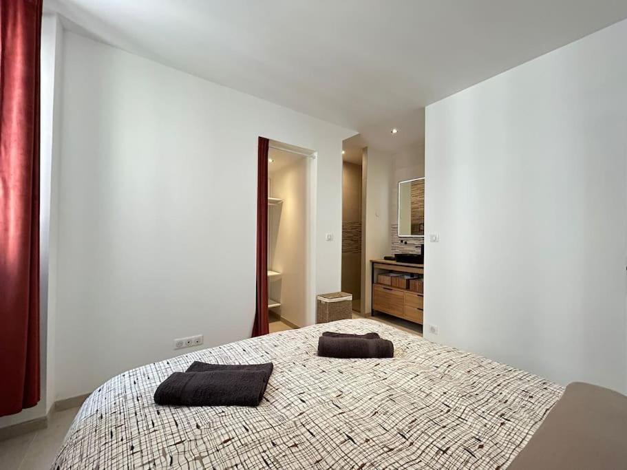 Appartamento Chez Aya Épernay Esterno foto